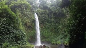 nung nung waterfal 1-1600X900