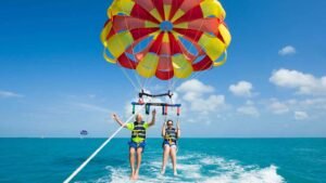 water-sport-parasailing-3-1600X900