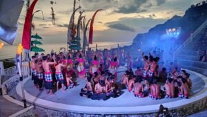 kecak melasti 11600X900-Recovered